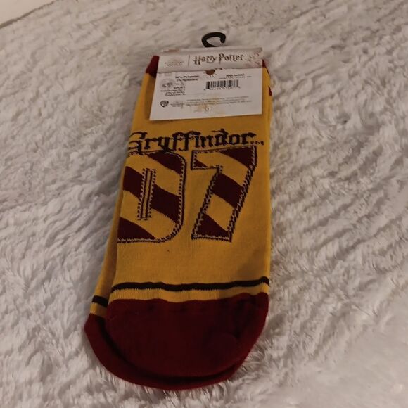 Harry Potter "Gruffindor" Women's Ankle Socks - Picture 3 of 5